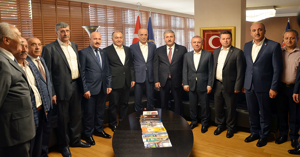 BBP Genel Başkanı Destici Türk-İş' i Ziyaret Etti