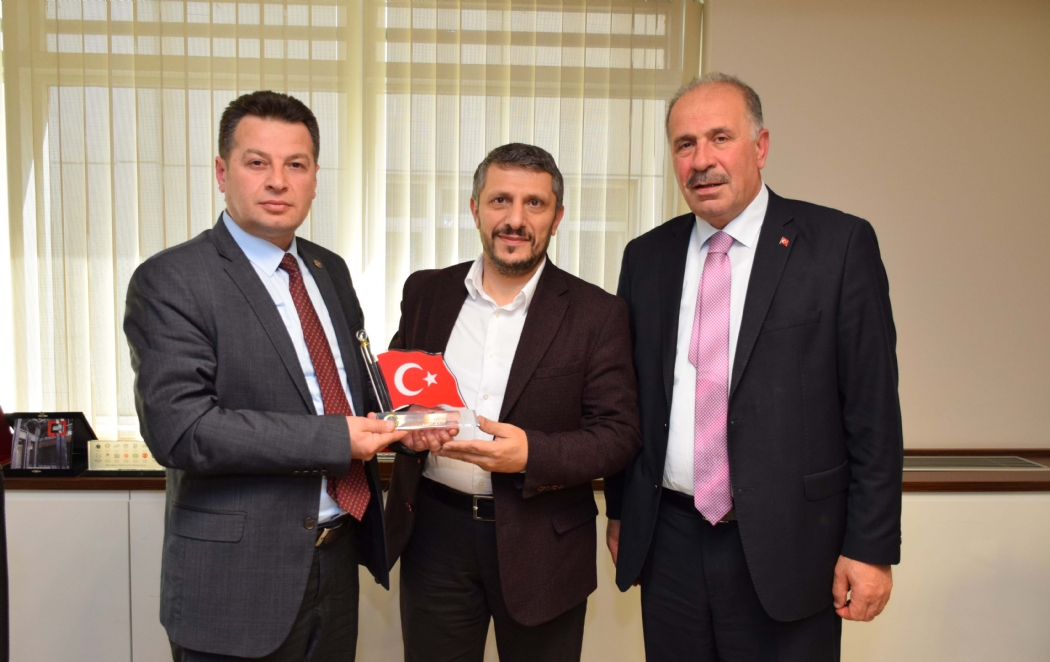 Başkanlarımız, Yeni Şafak Gazetesi Ankara Temsilcisi Likoğlu’ nu Ziyaret Ettiler